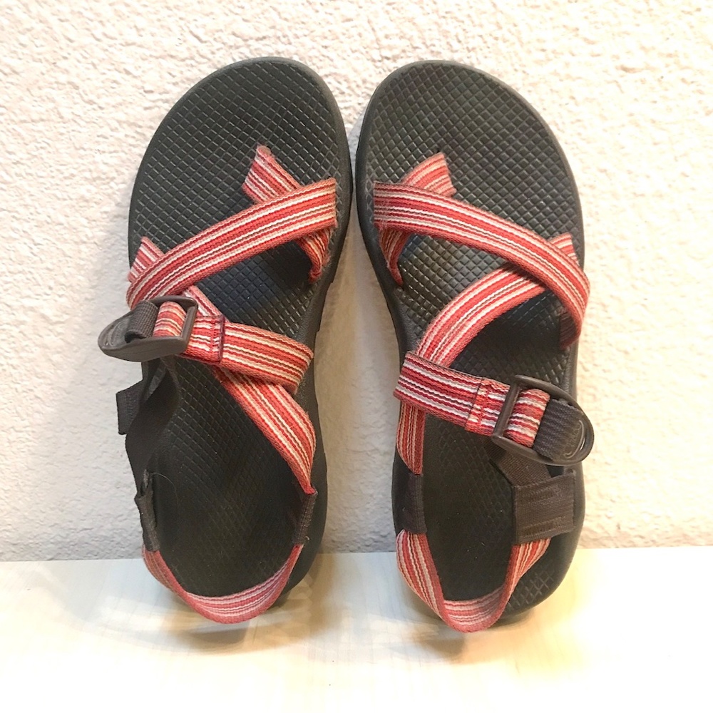 Chaco’s 8 Regular. Sport Sandals.Desert Sunset Colors. Vibram Sole.VGU